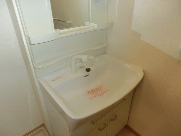 ヴィラ・ポポラーレⅠの物件内観写真